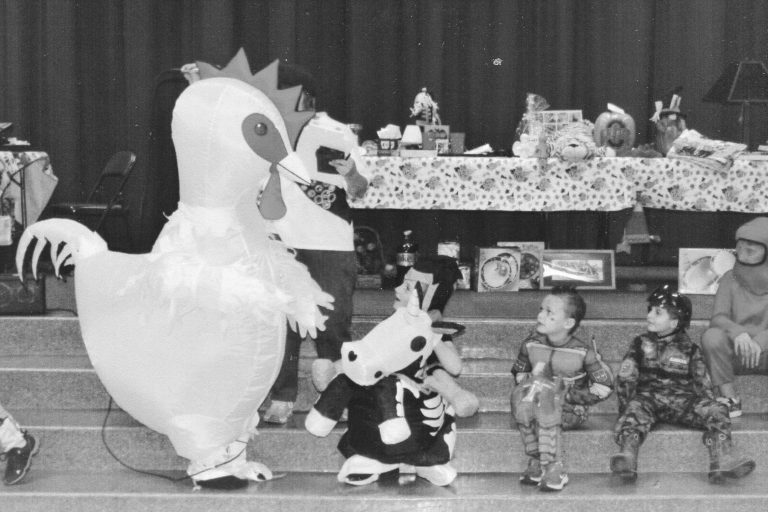 Midway Community Center holds Halloween party