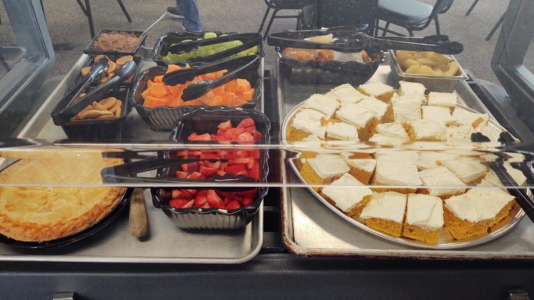 seniors_like_desserts_web